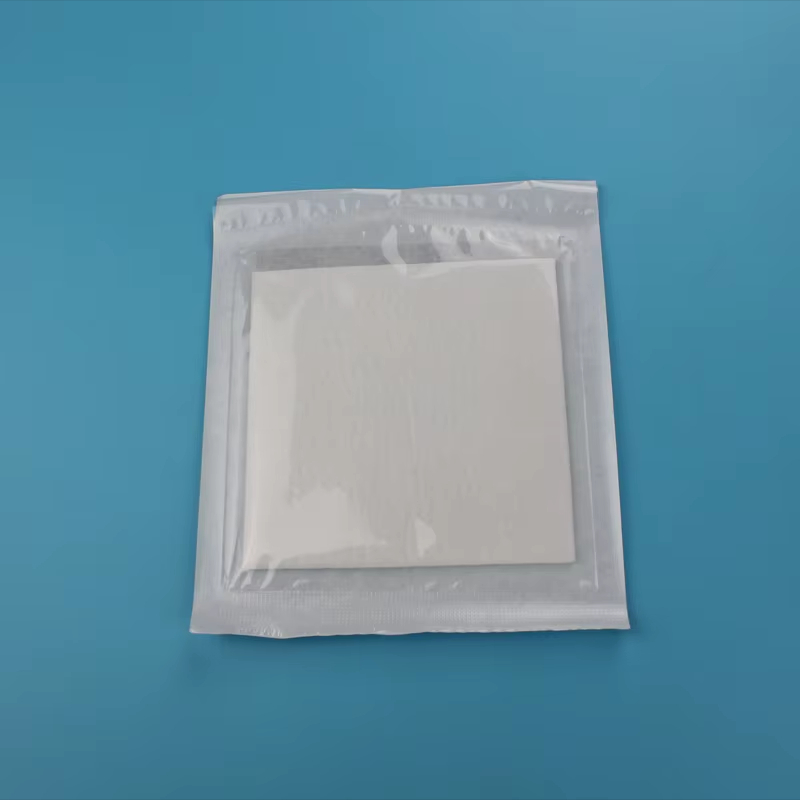 Non-Adherent Dressing with Absorbent Core Non-Bordered
